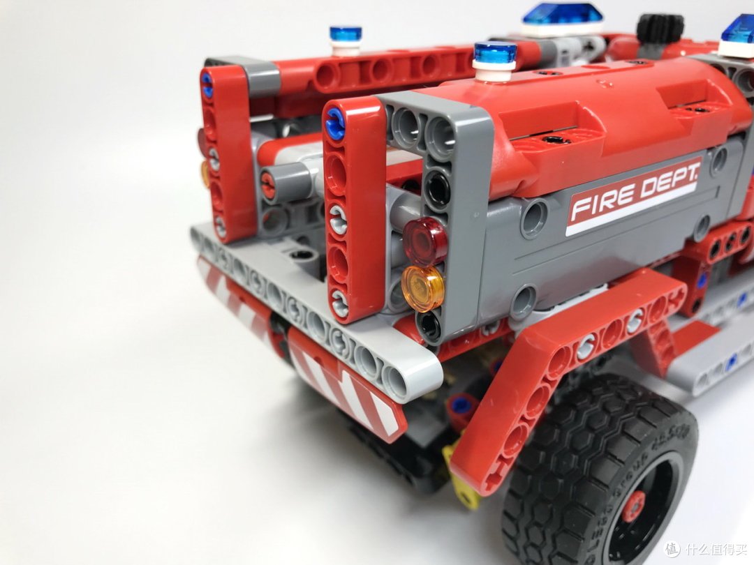 LEGO 乐高 Technic 机械组 42075 紧急救援车