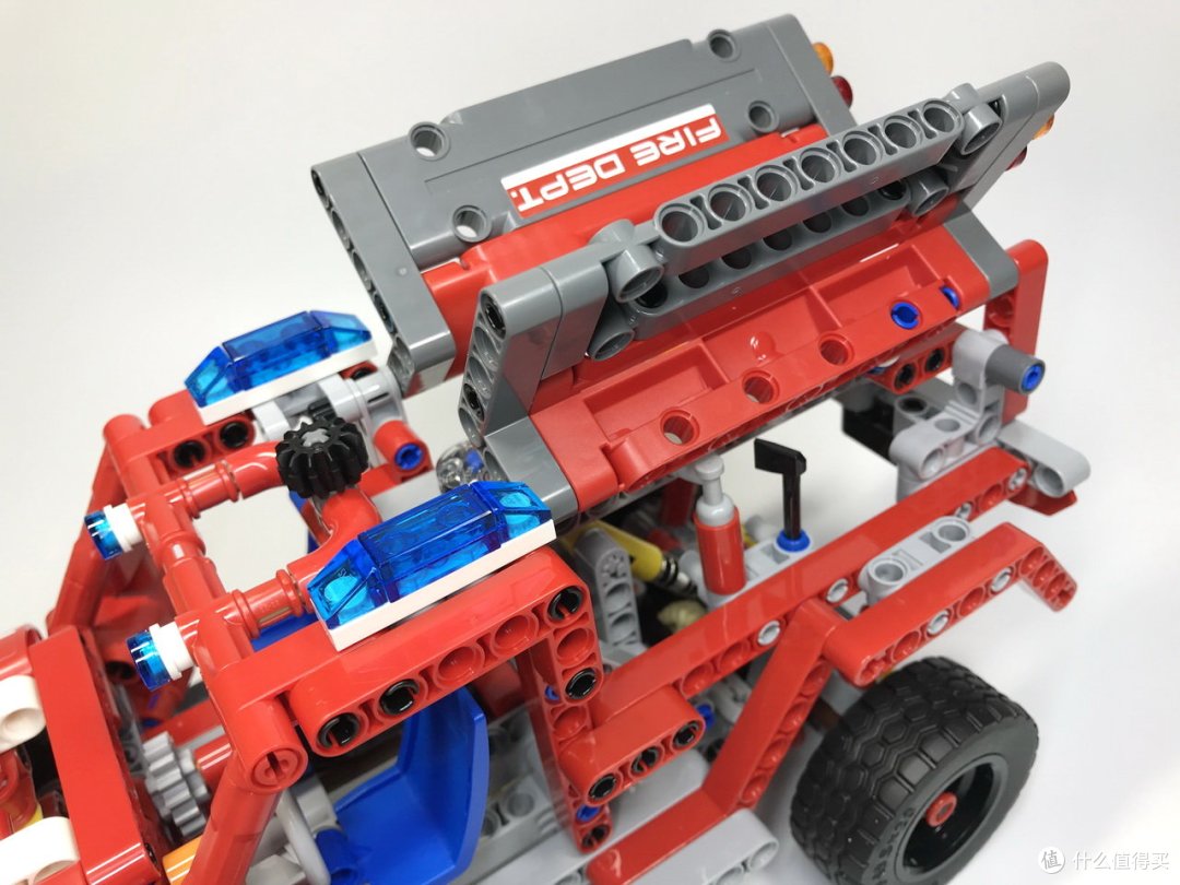 LEGO 乐高 Technic 机械组 42075 紧急救援车