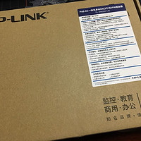 普联 TL-AP1202I-PoE AC1200双频无线面板式AP外观展示(网口|面板|开关)