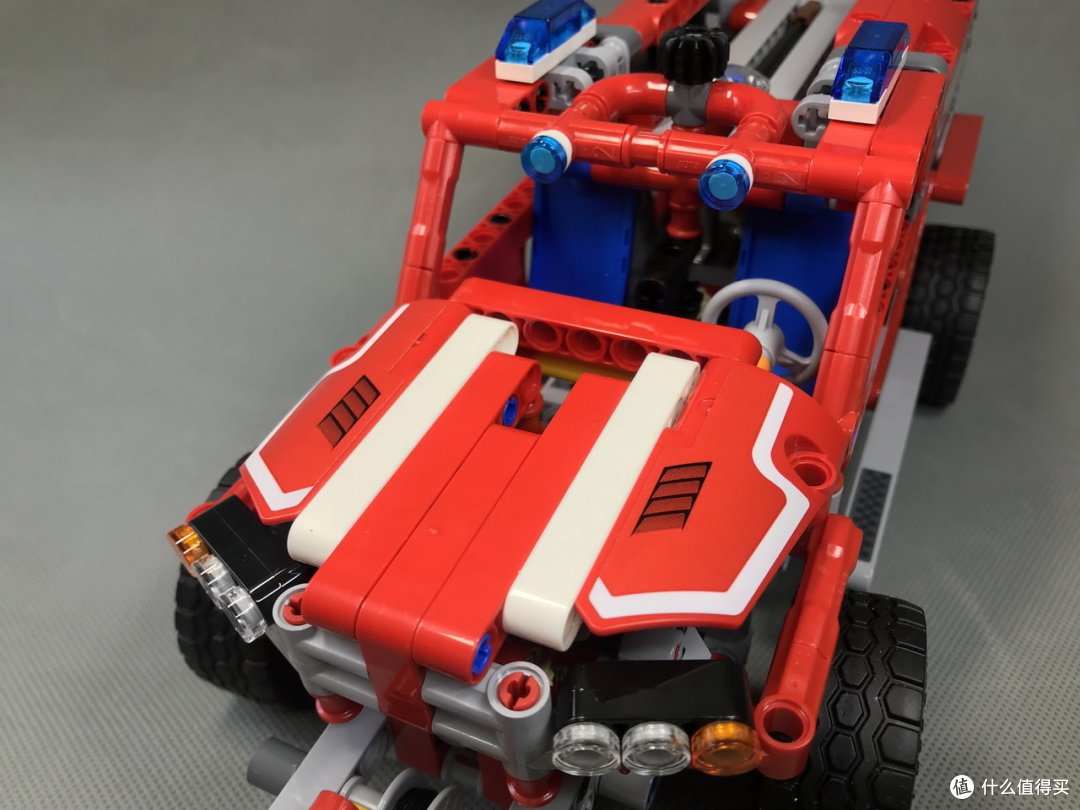 LEGO 乐高机械组 Technic 42075 紧急救援车