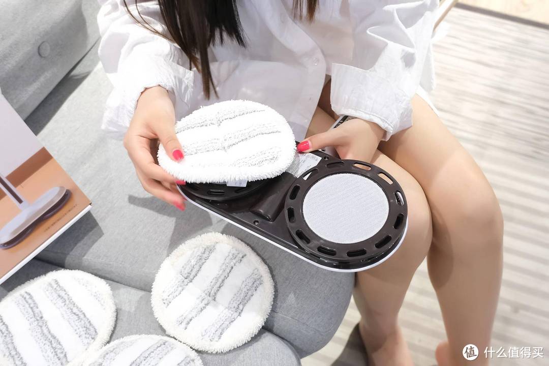 先洗后拖，让清扫更加轻松，日式uoni由利吸尘器蔷薇套装体验测评