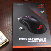 华硕 ROG Gladius II 大G二代 游戏鼠标外观展示(按键|滚轮|脚垫)