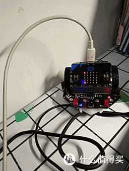 操作简单,动手动脑训练好帮手--DFRobot 麦昆编程小车
