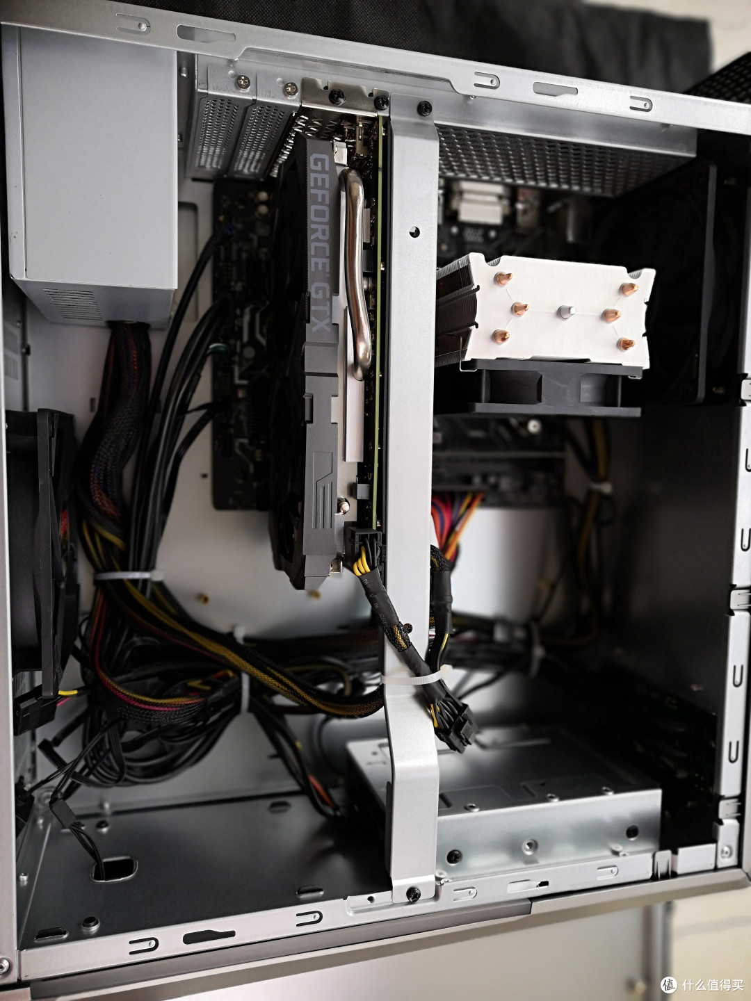 电竞时代 iGame Sigma M500游戏主机初体验