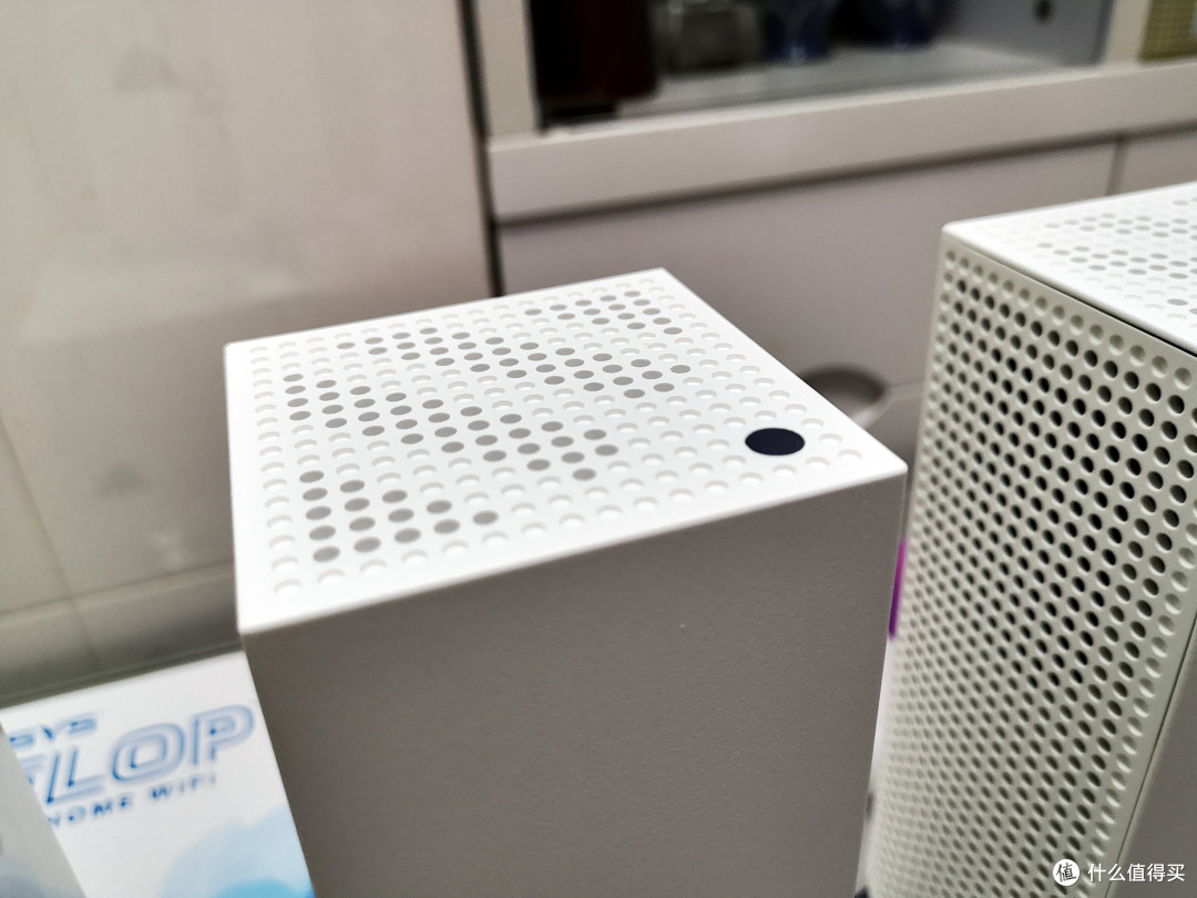 家庭WiFi布网实战：时隔一年开箱，Velop Mesh 仍然是全面解决家庭无缝组网的最佳选择。