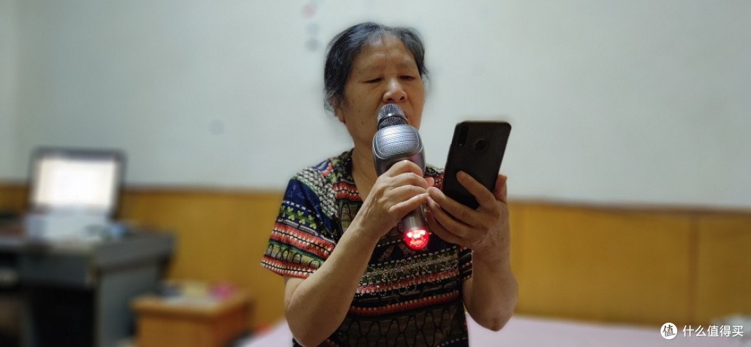 摆脱线材束缚，享受唱歌的乐趣，联想BM20无线蓝牙麦克风使用记