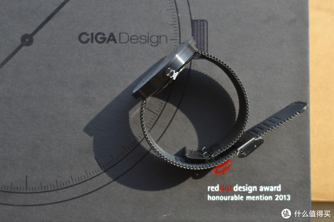 Less is more! 299元的红点奖作品——CIGA Design玺佳X系列双针时装腕表