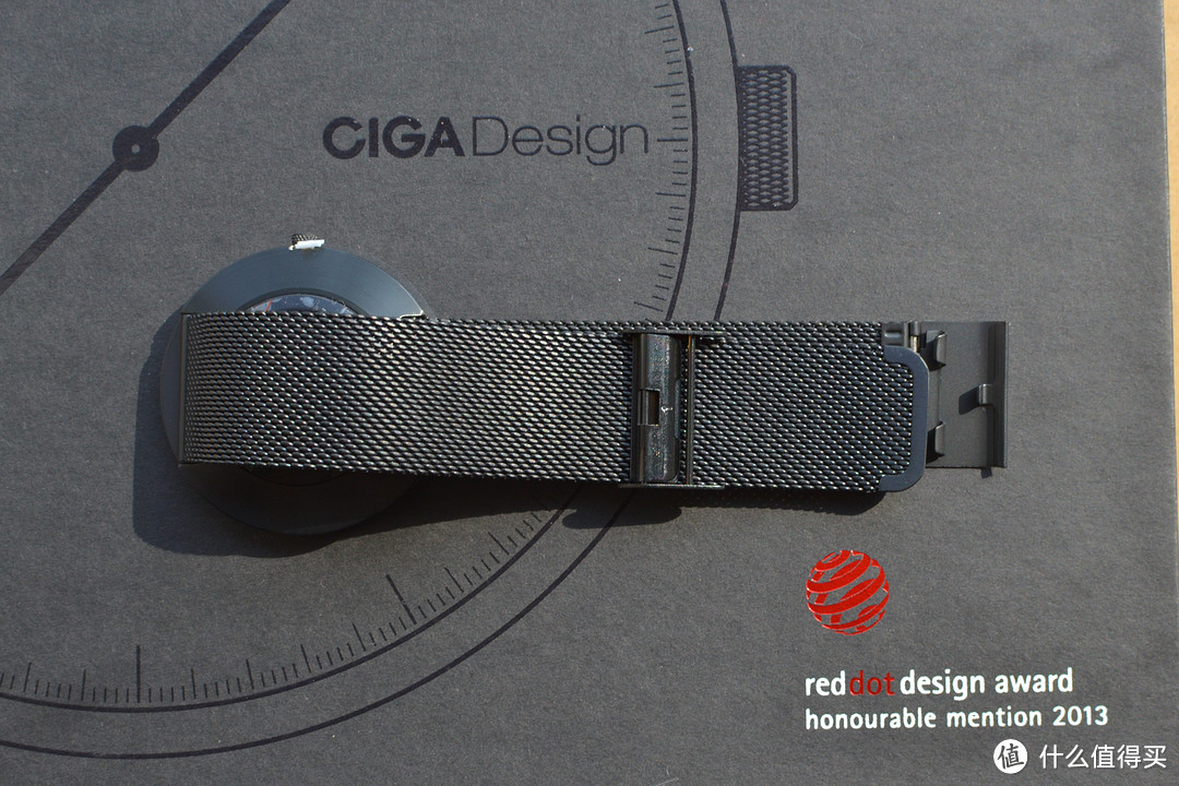 Less is more! 299元的红点奖作品——CIGA Design玺佳X系列双针时装腕表
