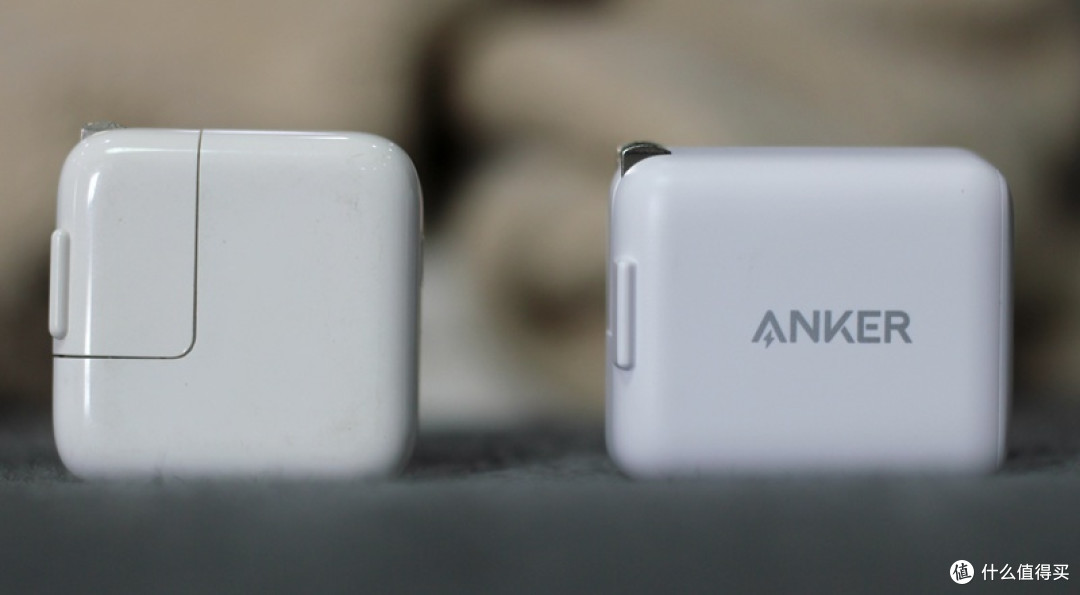 舒服了,一站式充电解决方案 — Anker 30W迷你可折叠充电器