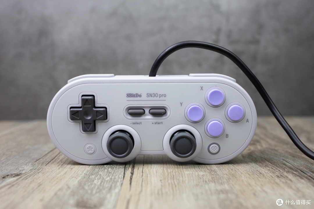 switch 电视模式的好搭档:八位堂SN30 Pro USB游戏手柄体验