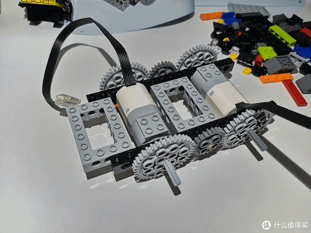 可以蓝牙遥控的特技蝙蝠车——Lego 76112开箱评测