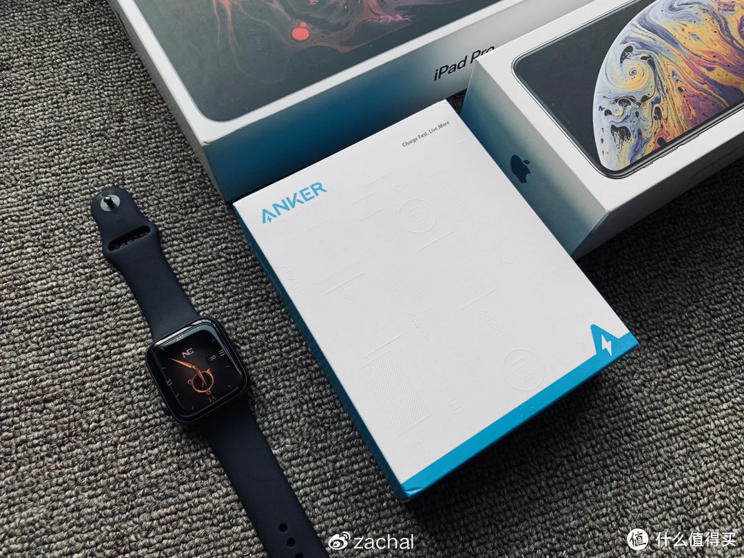 快充届的灭霸选手——Anker PowerPort Atom PD 4