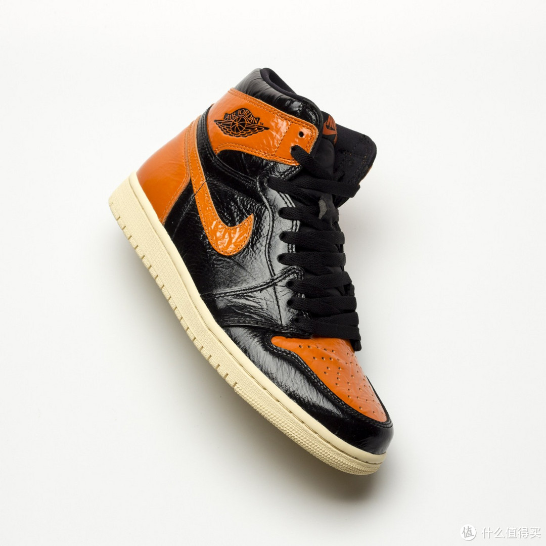 扣碎来袭：Jordan Brand 下半年将发售 AIR JORDAN 1 “Shattered Backboard” 3.0版本