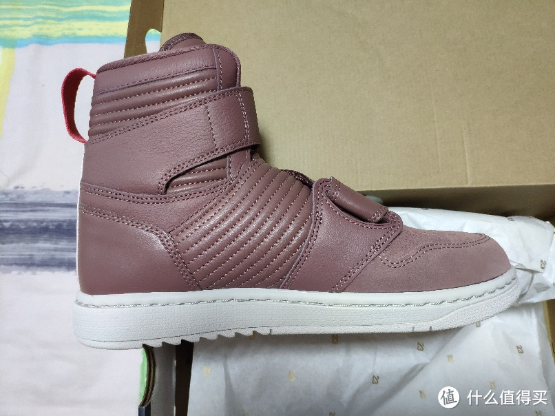 Air Jordan 1 Moto 开箱