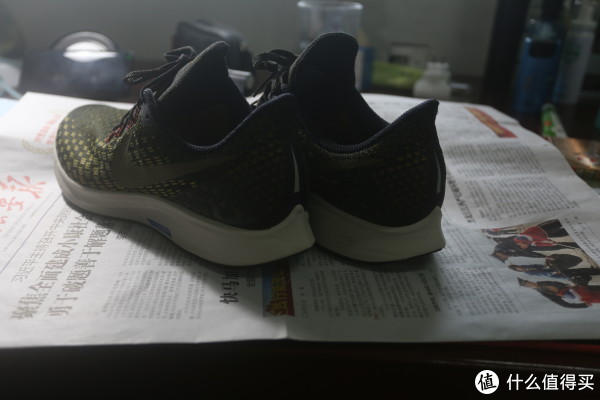 后跟，他们说后跟的流线型能有效减少风阻，我信你个鬼