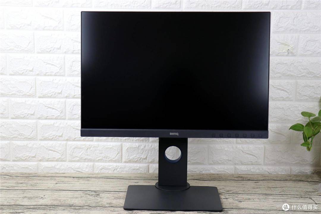优秀的显示器一台就够—明基SW240专业摄影显示器体验