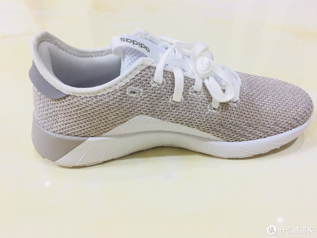 给母亲大人选了热巴同款-adidas neo B96488 休闲鞋晒单