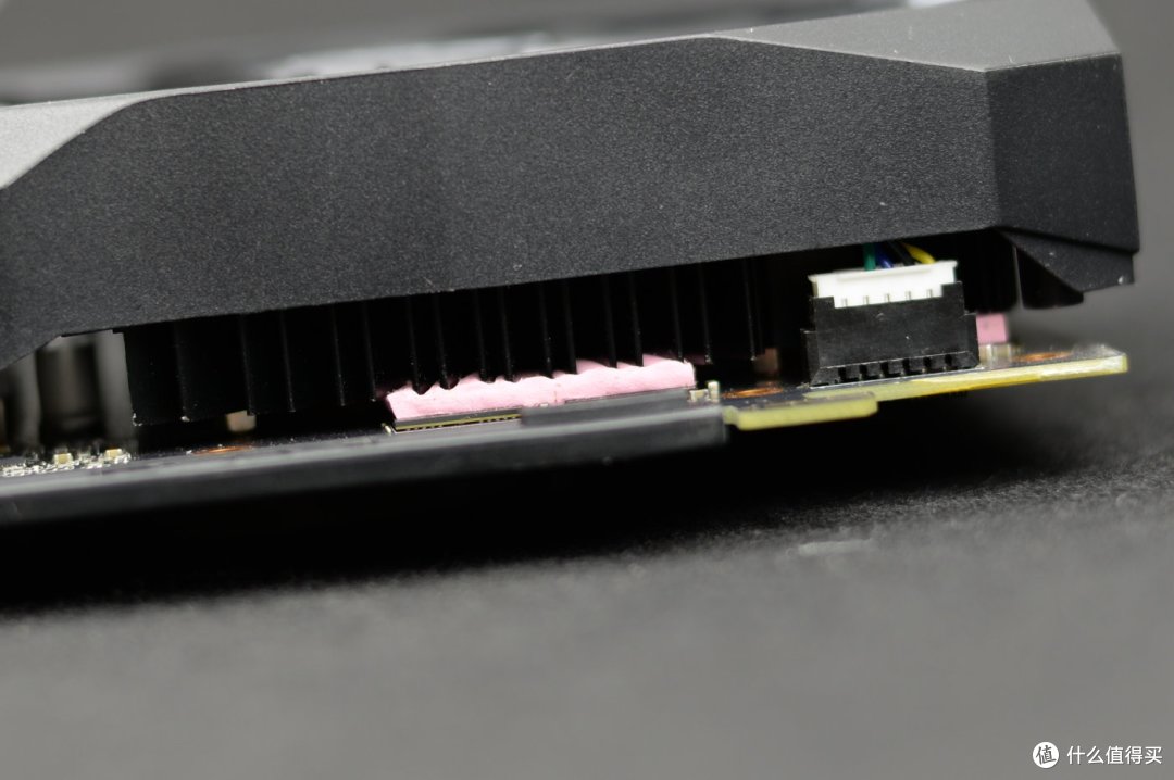 小巧玲珑 暗藏玄机——华硕Phoenix GTX1660Ti OC版显卡 图赏简评