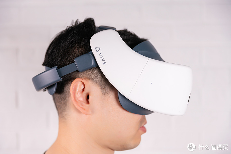 成为无线虚拟世界的头号玩家 HTC Vive Focus Plus VR一体机评测