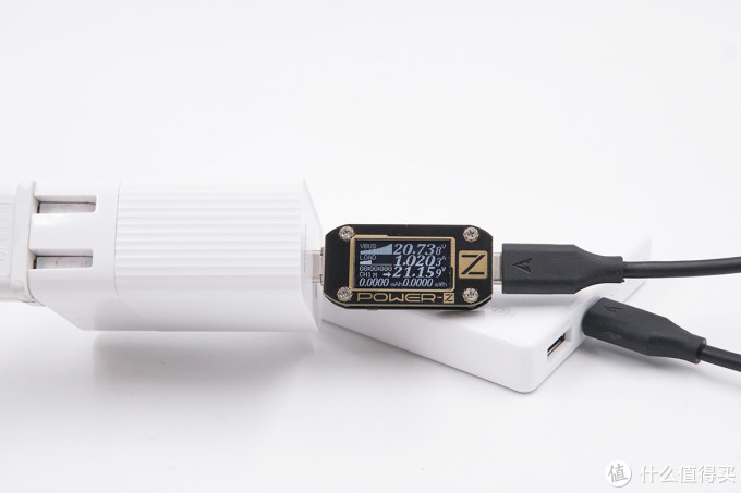 内置旗舰手机电芯?!华为40W SCP PD快充移动电源评测