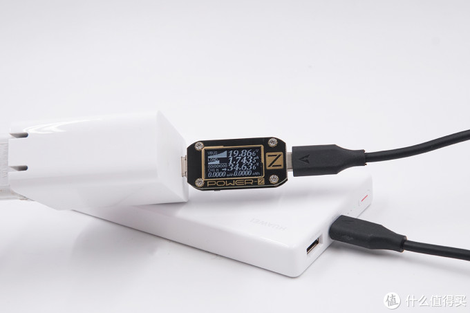 内置旗舰手机电芯?!华为40W SCP PD快充移动电源评测