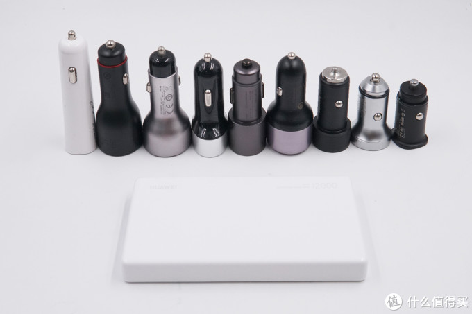 内置旗舰手机电芯?!华为40W SCP PD快充移动电源评测