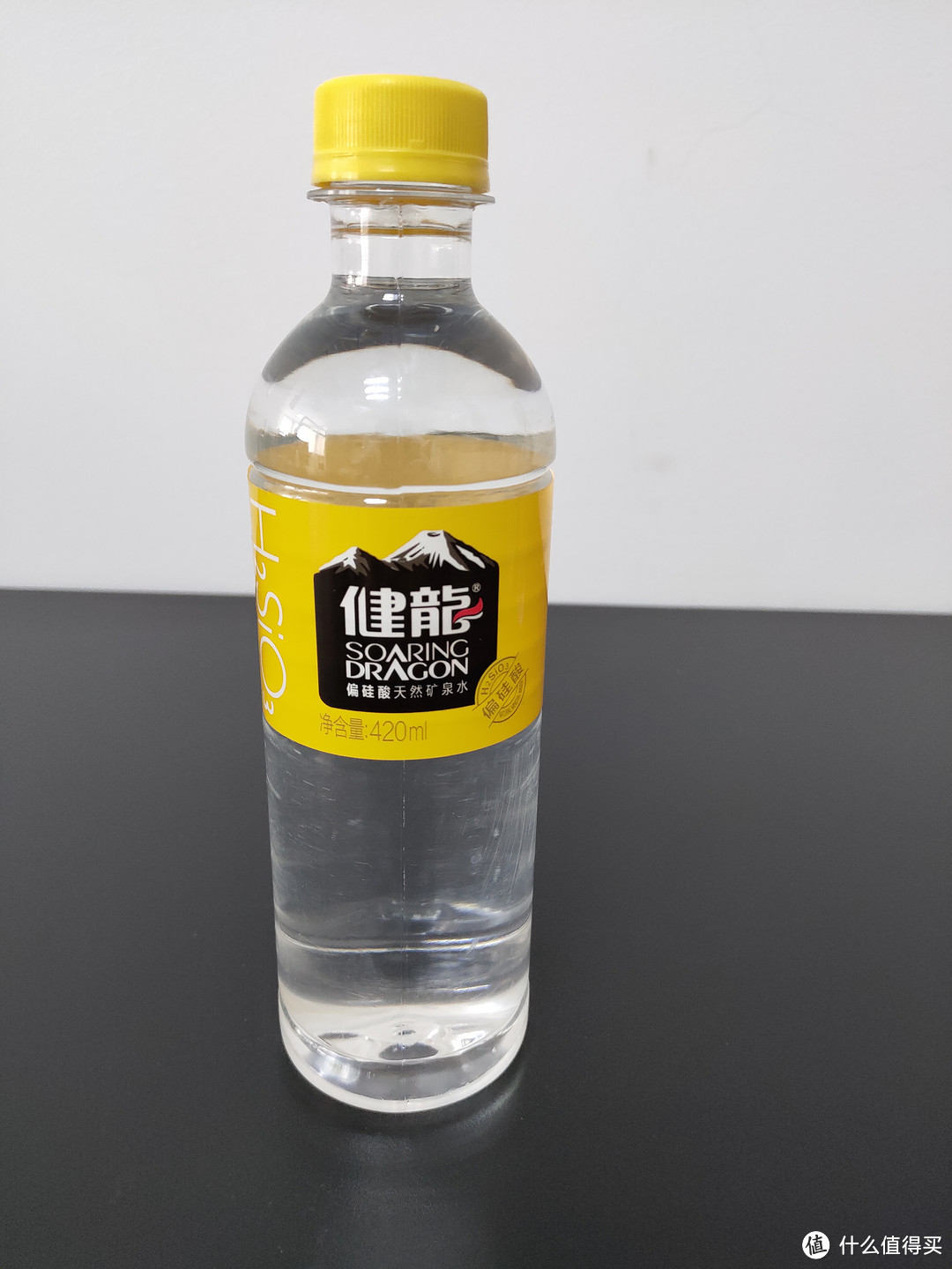 健龙偏硅酸天然矿泉水