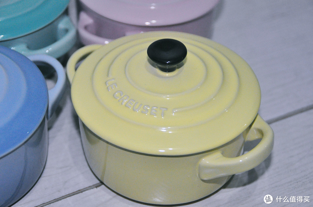 燕窝炖煮好搭档—法国 LE CREUSET 酷彩 炻瓷 圆形锅形烤罐