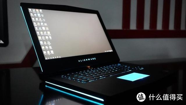 【笔记本测评】Alienware外星人15R4怎么样？