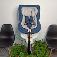 惠尔顿 360度旋转安全座椅外观展示(安全带|头枕|坐垫|靠背|肩带)