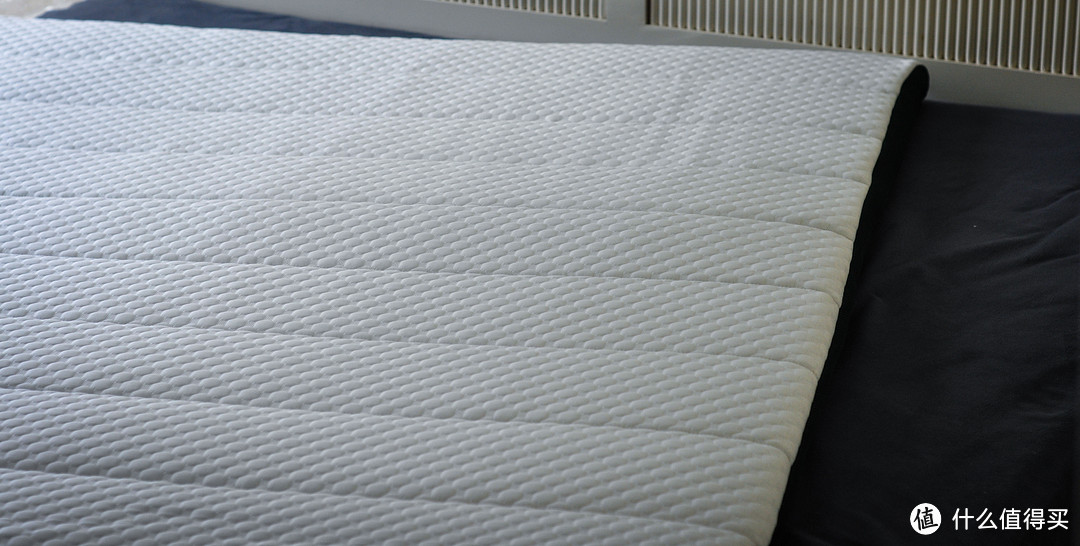 让乳胶床垫靠边站的床上黑科技——菠萝班马空气纤维床中床垫开箱测评