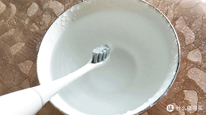 萌新亮白，欧可林 Oclean X 彩色 触屏智能 电动牙刷 初体验