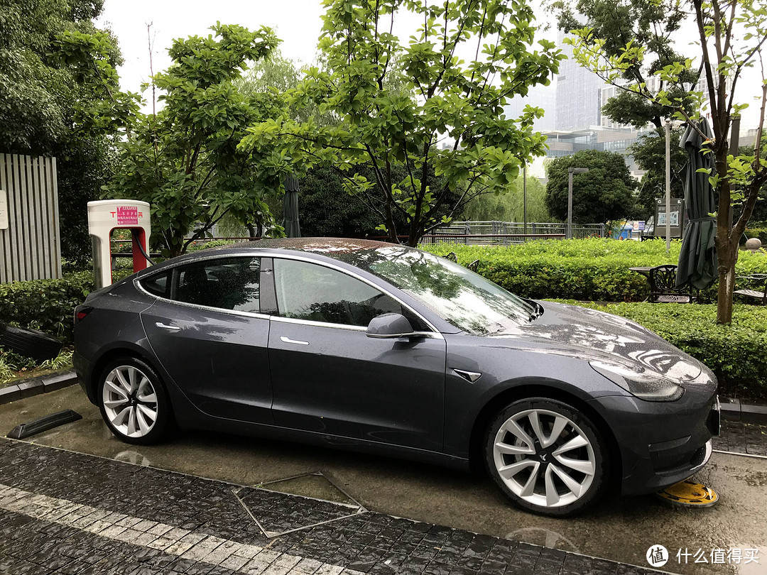 爱上特斯拉model 3的120小时