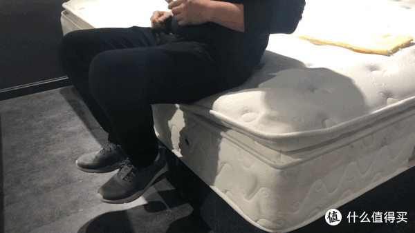 拆床狂魔——拆金可儿床垫:官方宣传和真实拆开有什么不一样?
