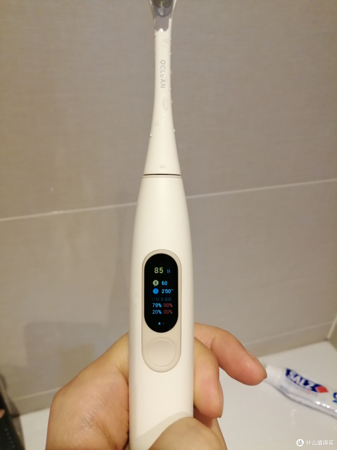 点满科技树,刷牙也带感——欧可林 Oclean X 彩色 触屏智能 电动牙刷简评