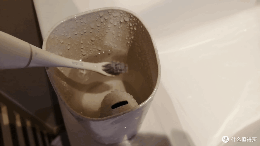 点满科技树,刷牙也带感——欧可林 Oclean X 彩色 触屏智能 电动牙刷简评
