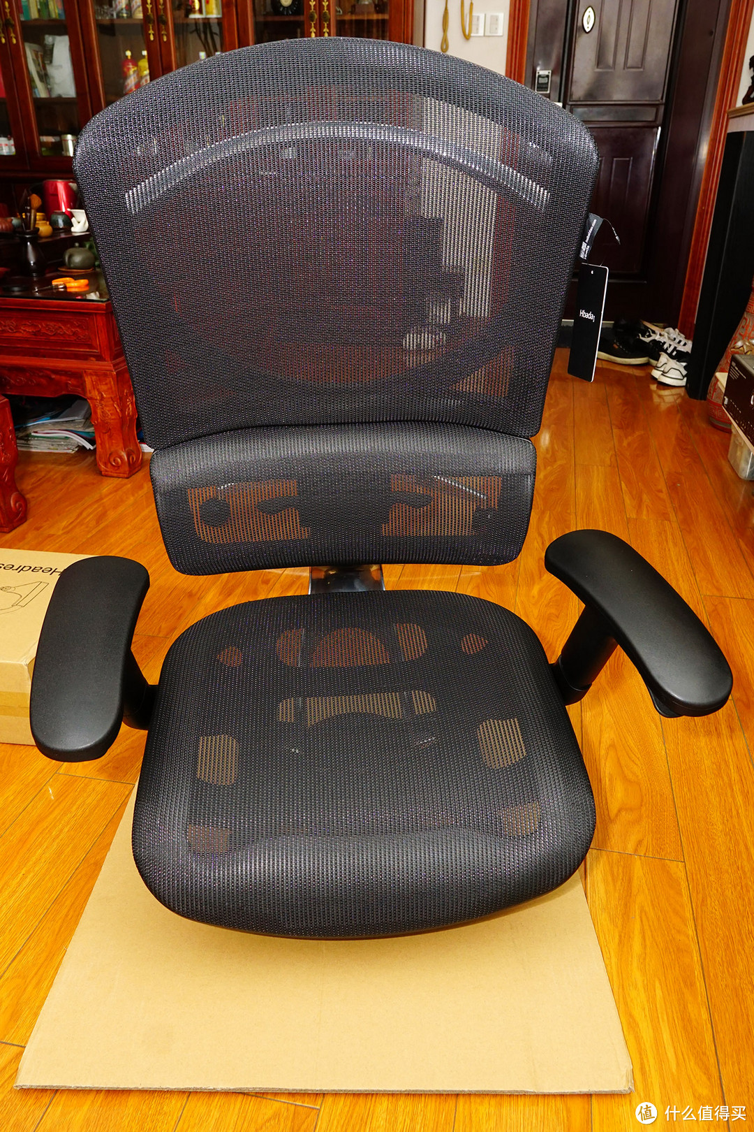 最容易安装的电脑椅：黑白调Hbada人体工学电脑椅