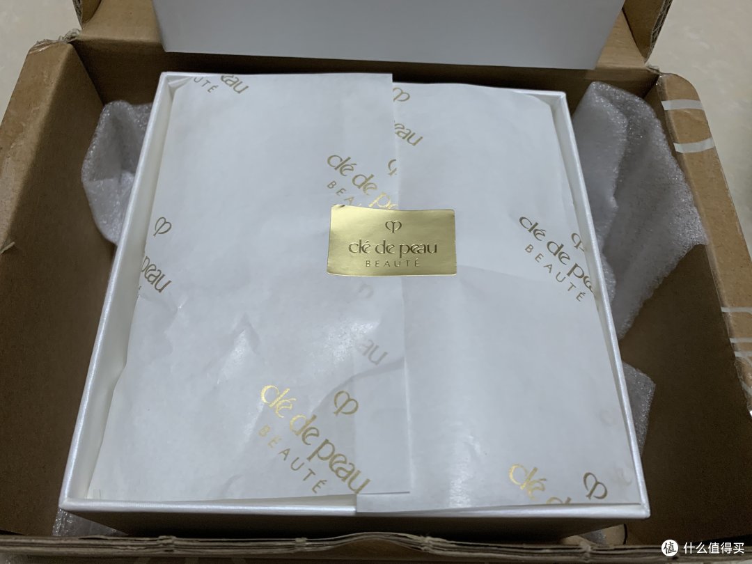 肌肤之钥润唇膏开箱 -- 这么小一支竟然还不便宜!