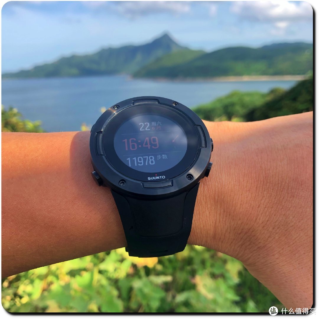 Suunto 5运动小钢炮 vs Apple Watch 2