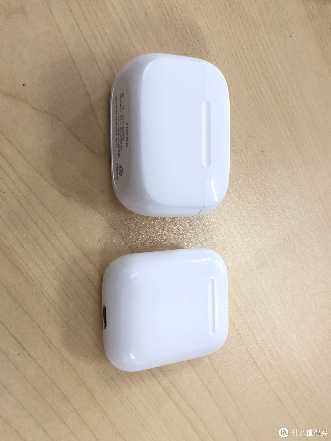 电池仓对比airpod