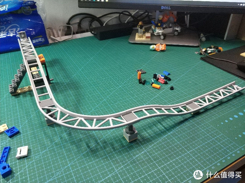 探秘宇宙第一步:乐高60228 深空火箭发射控制中心 拼搭分享