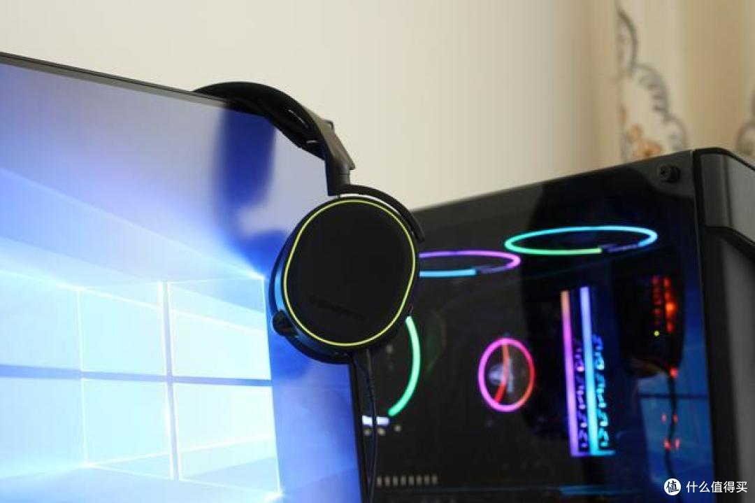 赛睿Arctis5新款游戏耳机体验评测:RGB灯效,让耳朵爱上游戏的声音