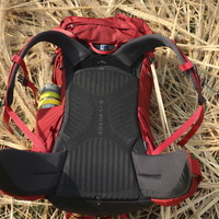 OSPREY KESTREL 48L背包使用总结(背负|容量|透气性|肩带)