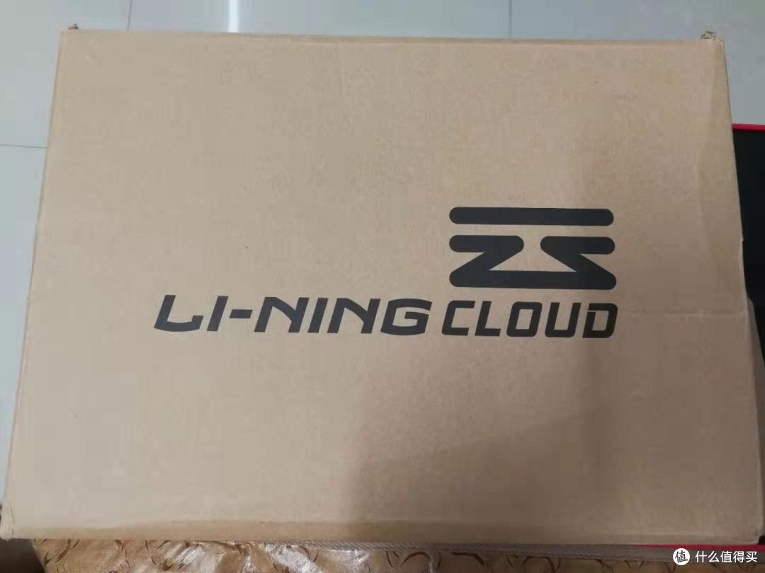 李宁云三代防泼水全防护跑鞋