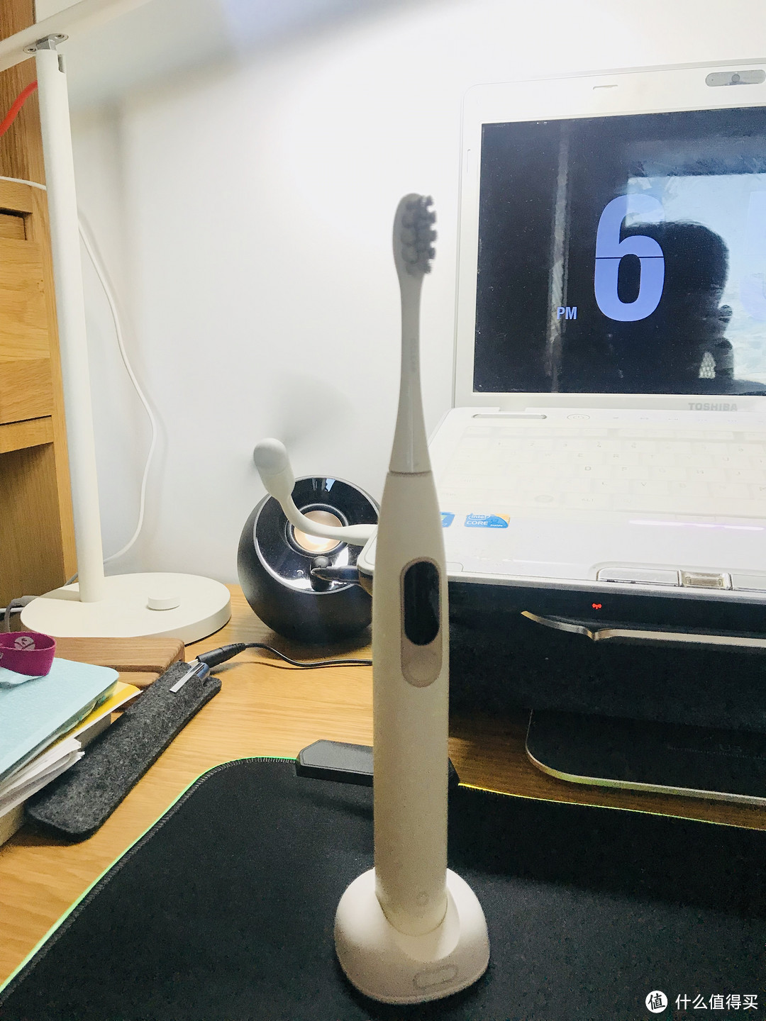 私人订制的牙齿管家—— 欧可林Oclean X 触屏智能电动牙刷