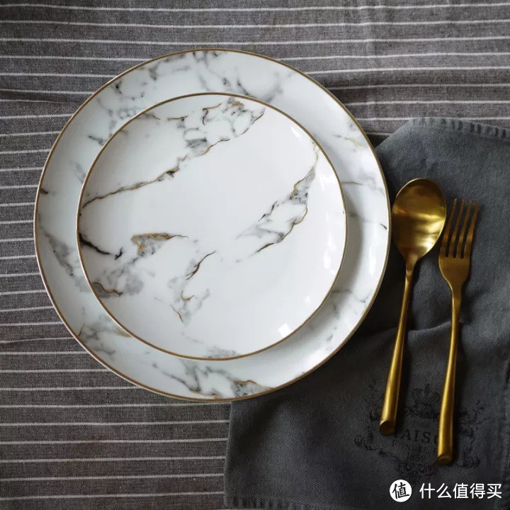 刷爆朋友圈:在家打造网红小角落,仅需50元!