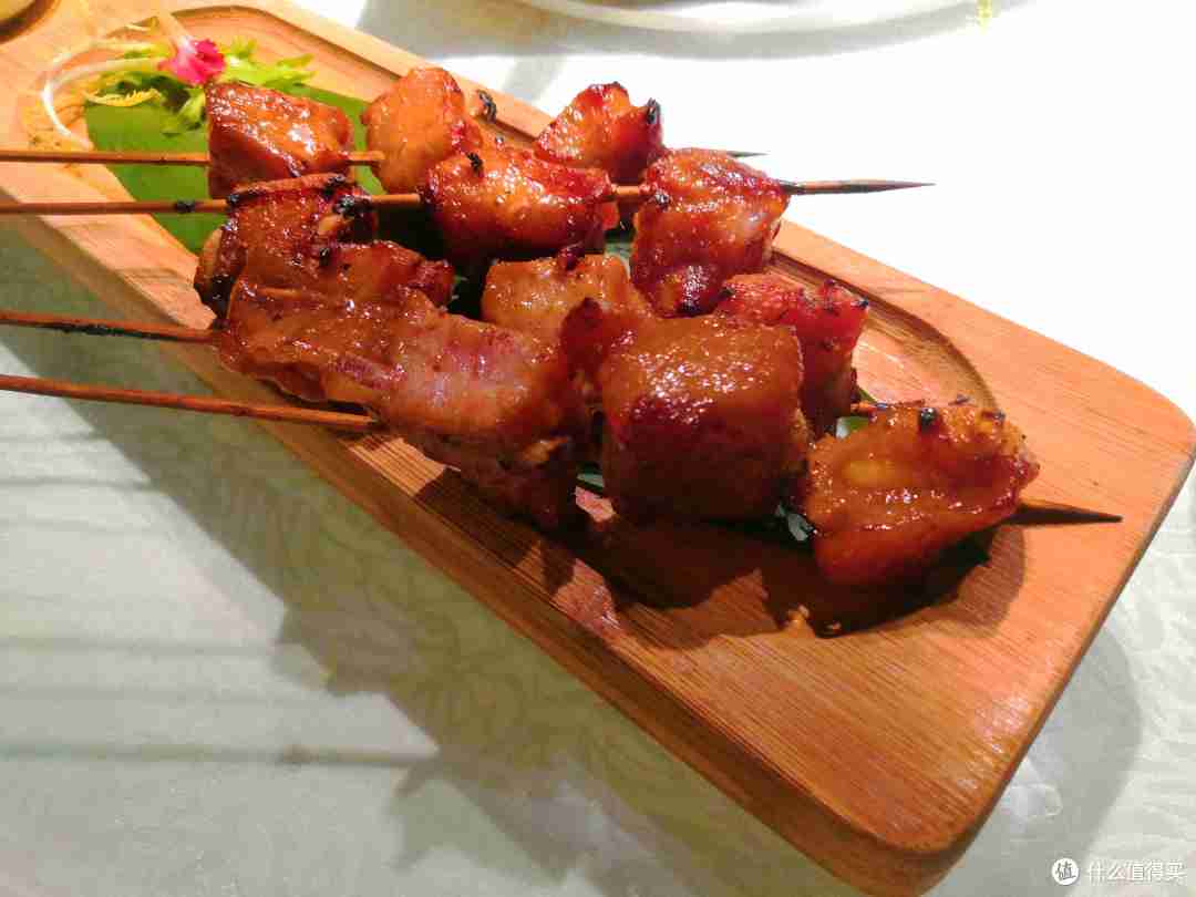 吃着「桂小厨」,穿越到广西