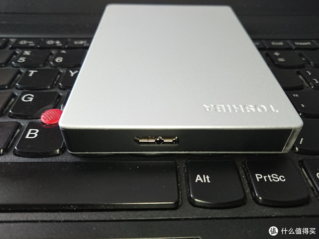 TOSHIBA 东芝 Slim 2T 移动硬盘，为摄影后添多一份保险