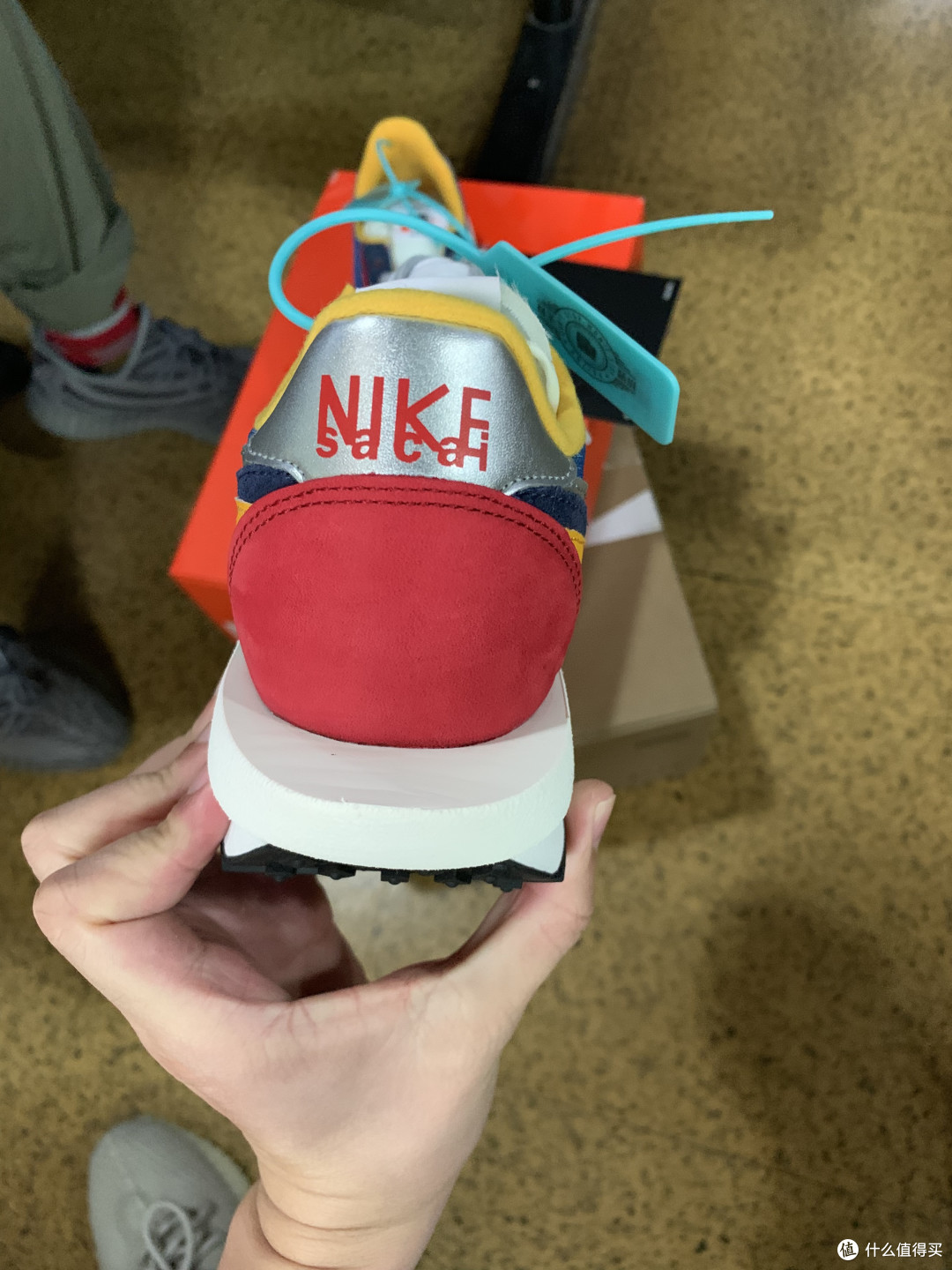 入手 Sacai x Nike LDV Waffle 首发配色