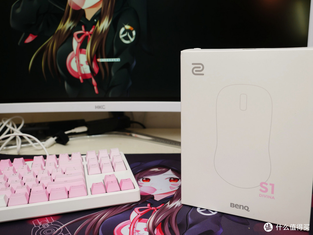 外表粉嫩，实力彪悍 补上粉色系外设的最后一环 ZOWIE DIVINA S1 粉色版评测